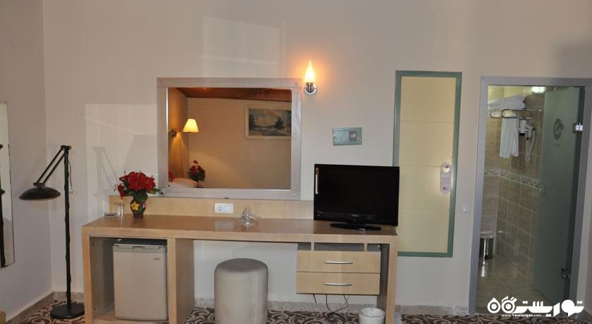 میز تحریر اتاق های هتل